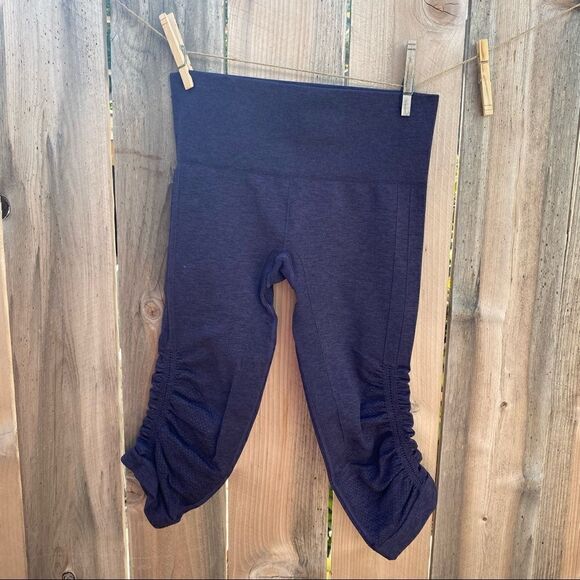 Lululemon In The Flow Crop II leggings - Picture 3 of 16